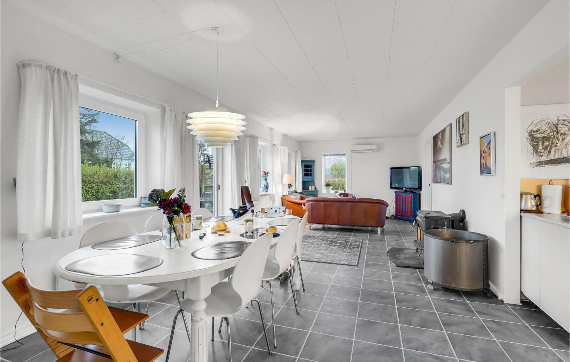 Beautiful Home In Nakskov With Kitchen ภายนอก รูปภาพ